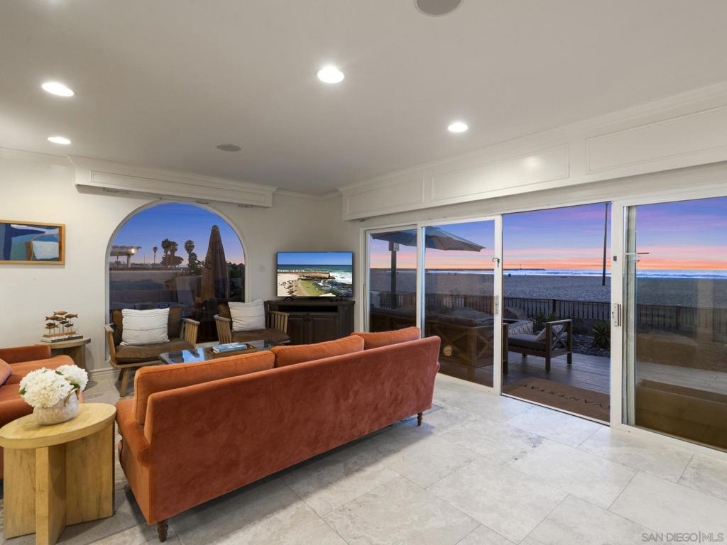 Mission Beach - Residential
