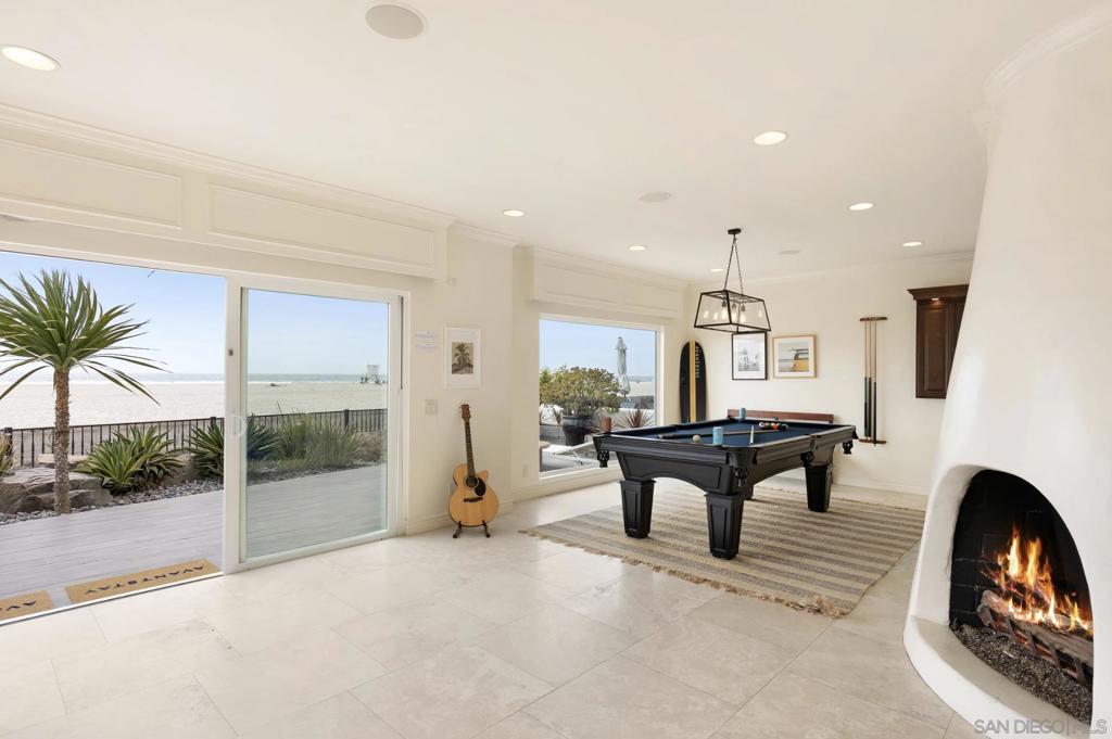 Mission Beach - Residential