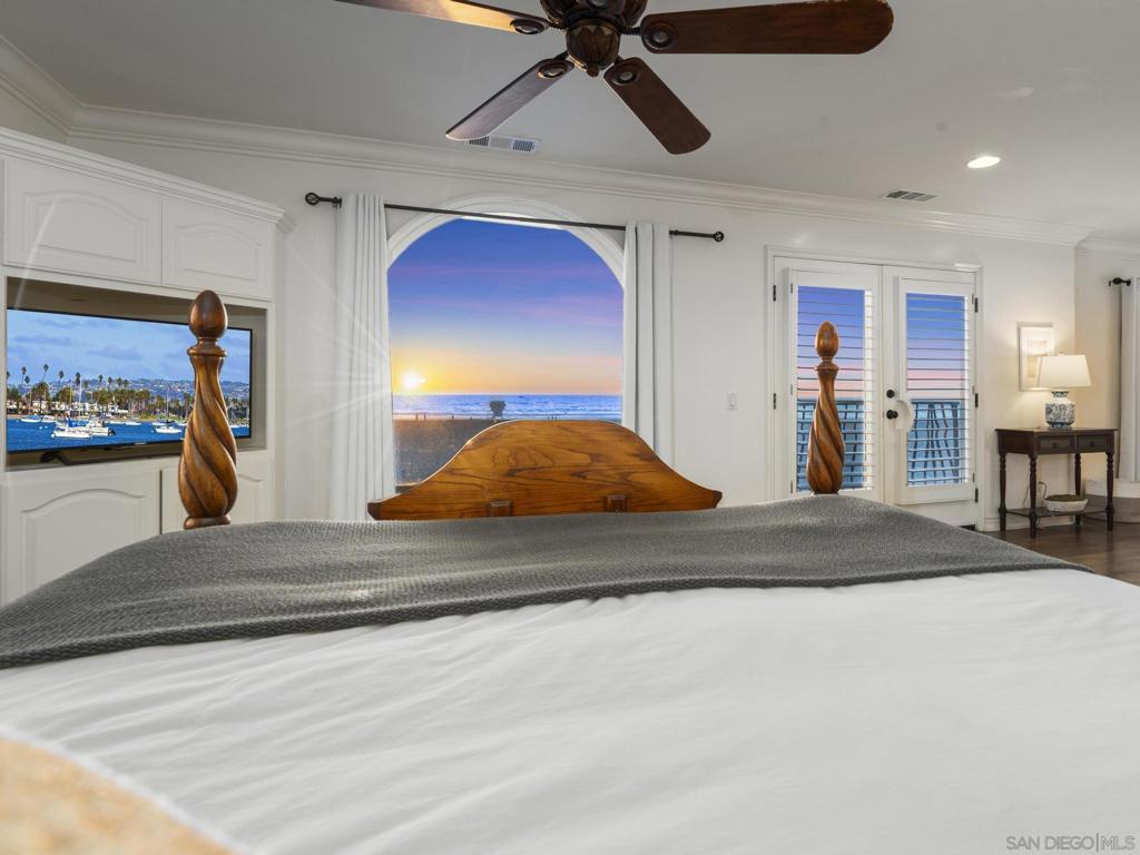 Mission Beach - Residential