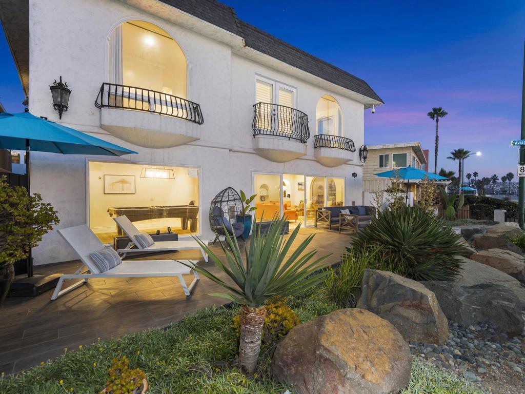 Mission Beach - Residential