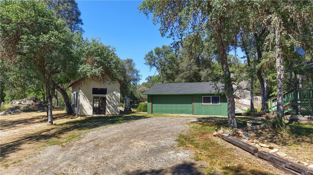 4907 Daffodil Dr