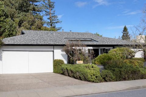 Photo of 1970 Camino De Los Robles, Menlo Park, CA 94025 (MLS # ML82031341)