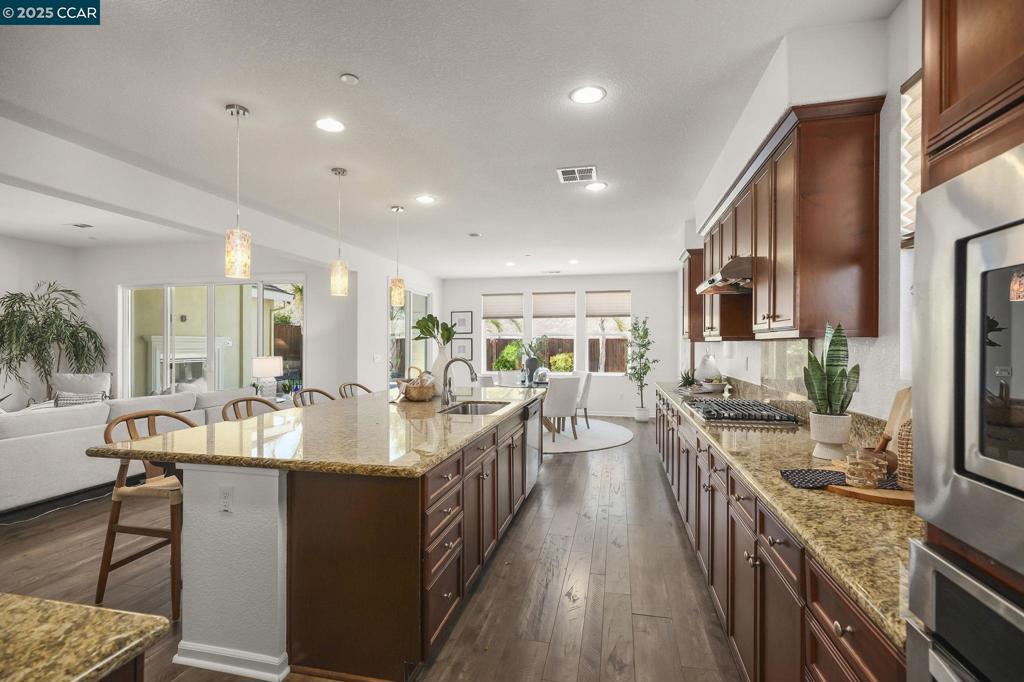 VISTA DEL MAR - Residential