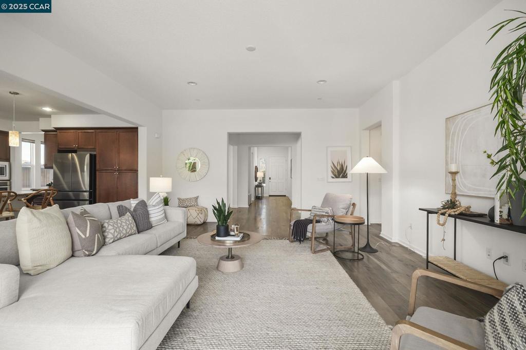 VISTA DEL MAR - Residential