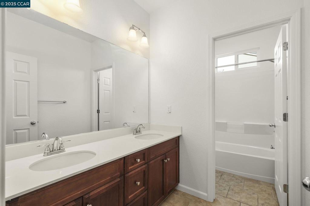 VISTA DEL MAR - Residential