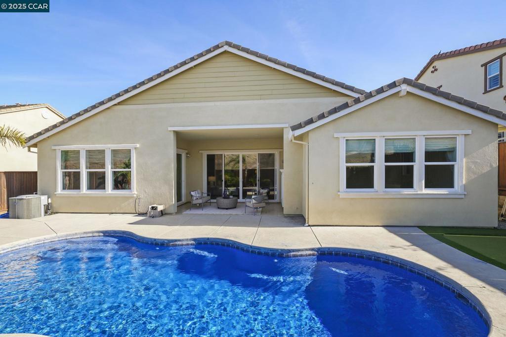 VISTA DEL MAR - Residential