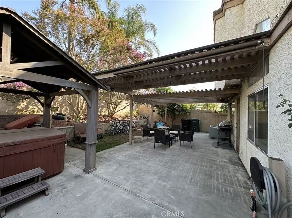 11142 Country View Drive