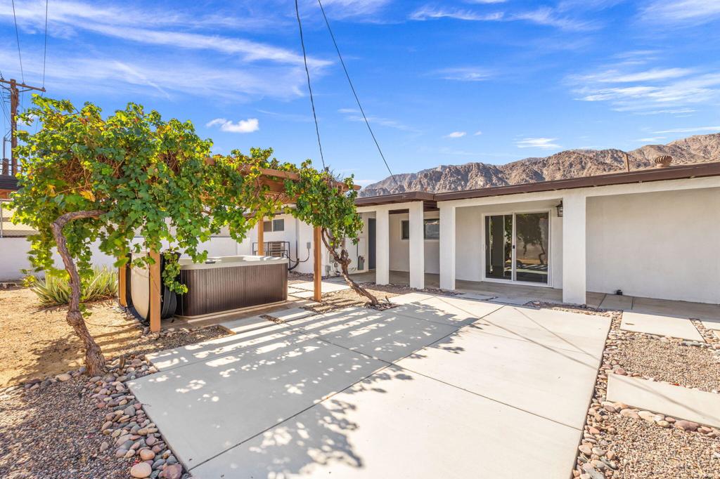 La Quinta Cove - Residential