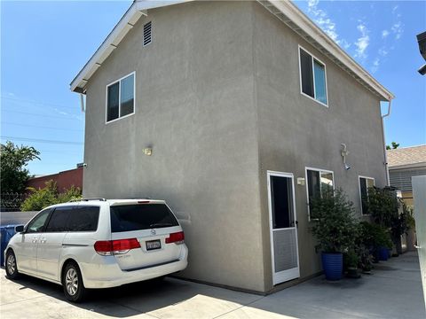 Photo of 122 E 31st Street, Los Angeles, CA 90011 (MLS # SR26025680)