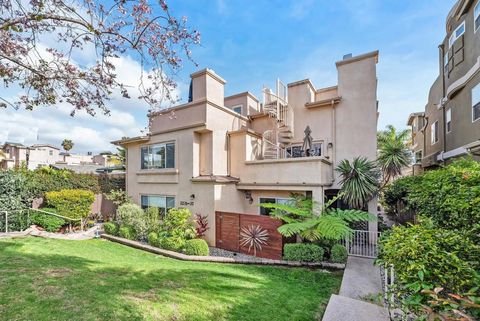 2233 Felspar St San Diego CA 92109