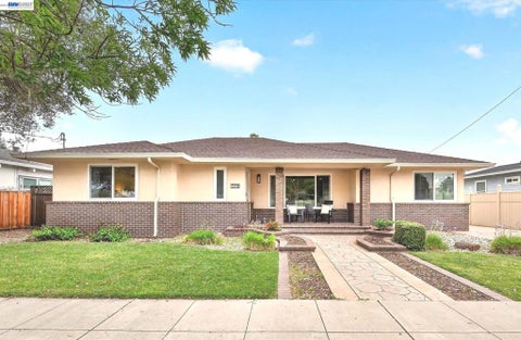 Photo of 1576 4Th St, Livermore, CA 94550 (MLS # 41141791)