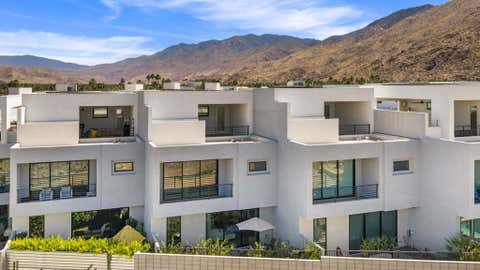 Photo of 318 Huddle Springs Way, Palm Springs, CA 92264 (MLS # 219148430PS)