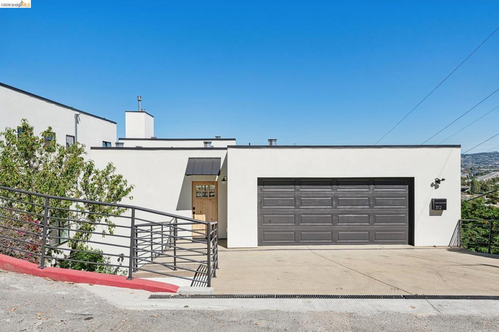 312 Golden Gate Ave