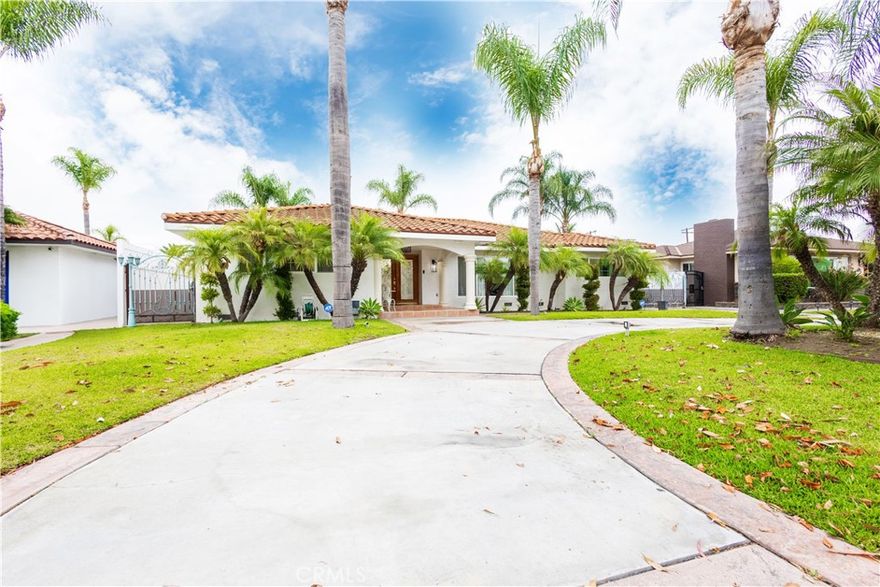 Welcome to 7847 Brookmill Rd, a stunning and fully remodeled residence in the heart of Downey! This exceptional home offers 4 spacious bedrooms and 3 beautifully upgraded bathrooms, all situated on an expansive 14,879 sq ft lot perfect for luxury living and entertaining.



Step into a light-filled interior featuring a brand new chef’s kitchen with modern cabinetry, sleek quartz countertops, and all-new stainless steel appliances. The open-concept layout flows seamlessly into the dining and living areas, making it ideal for both family life and hosting guests.



Outside, you’ll find your own private retreat: a newly built cabana, sparkling swimming pool, and lush landscaping that create a true resort-style atmosphere. The oversized radius driveway enhances the grand curb appeal and provides ample parking a rare find in this desirable neighborhood.



Don’t miss your opportunity to own this Downey mini-mansion a true gem that combines elegance, space, and modern comfort