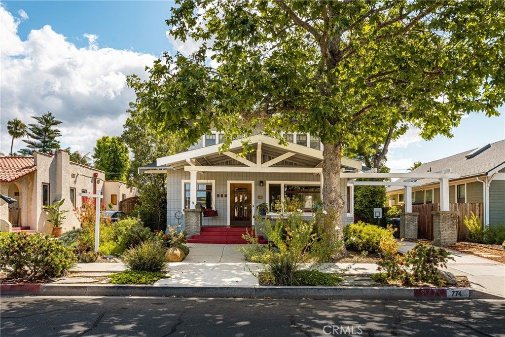 Photo of 774 Gladys Ave, Long Beach, CA 90804 (MLS # RS26055795)