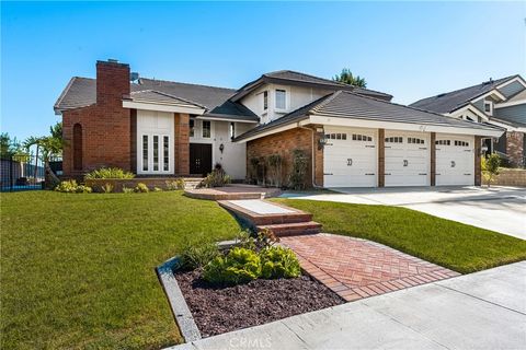 Photo of 3216 E Ridgeway Road, Orange, CA 92867 (MLS # PW25214100)