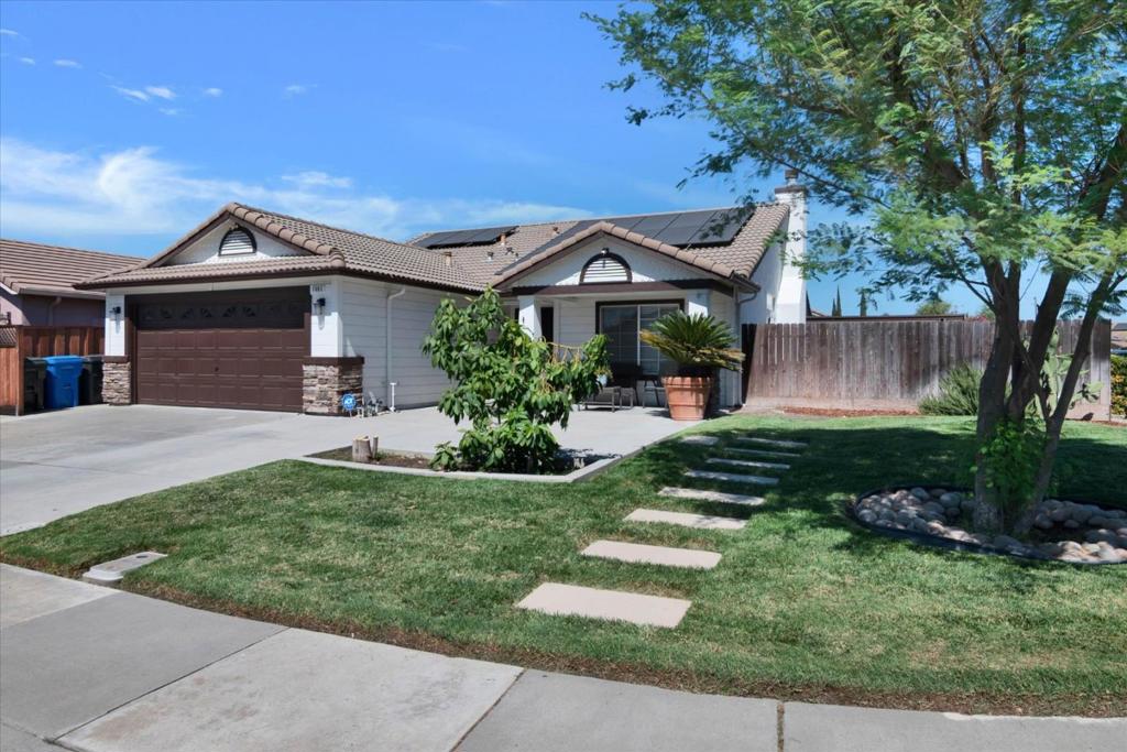 1093 Lambdin Street