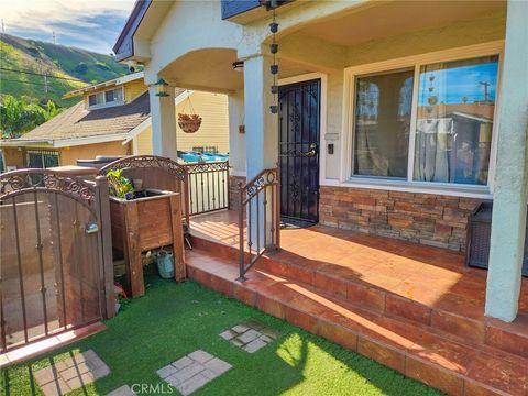 Photo of 4422 Moonstone Dr, Los Angeles, CA 90032 (MLS # CV26045372)