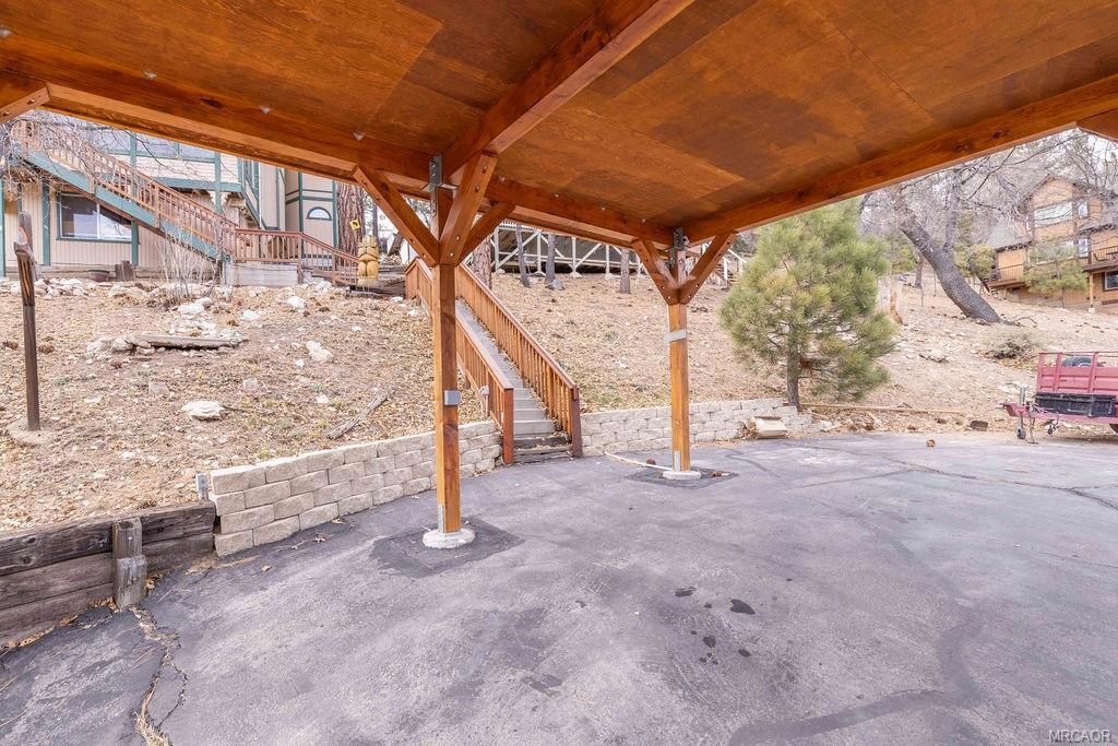 1179 Ridge Road