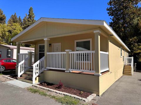 Photo of 22899 Byron Road Rd #110, Crestline, CA 92325 (MLS # 250041191SD)