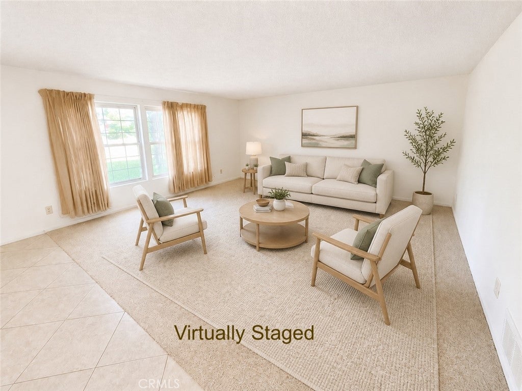 139 E Cypress
