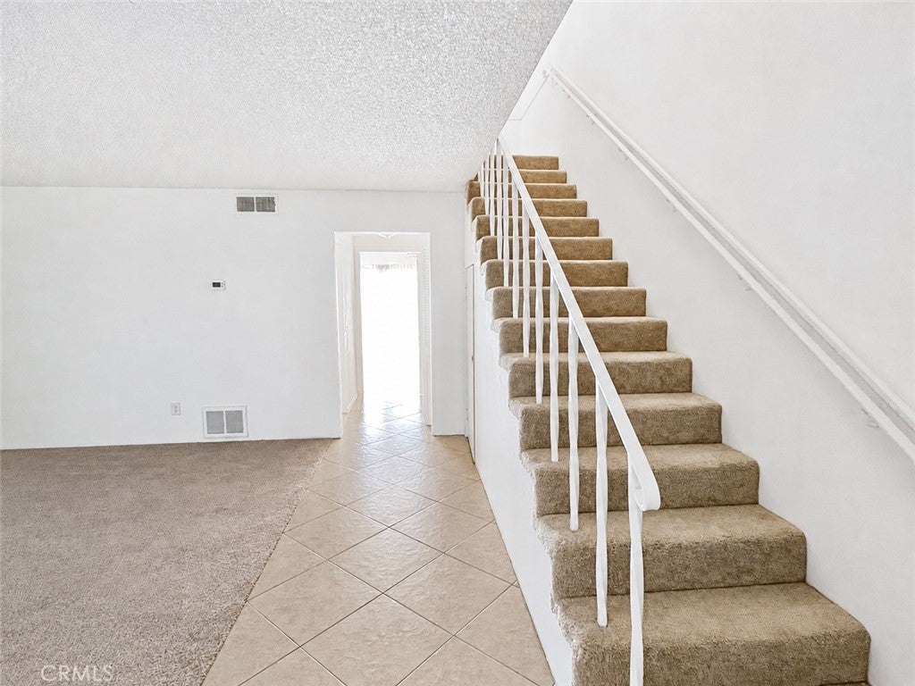 139 E Cypress