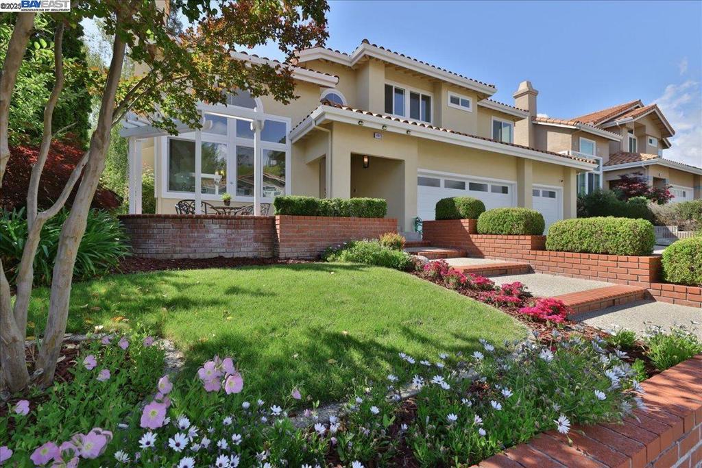 4975 Lapis Ln