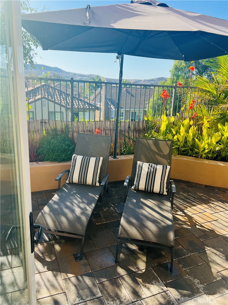 5417 Camino Mojado