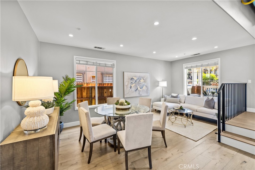 5417 Camino Mojado