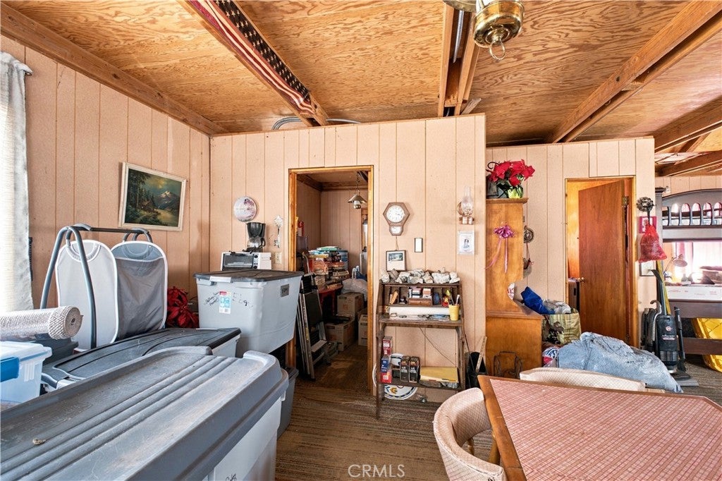 5761 Sheep Creek
