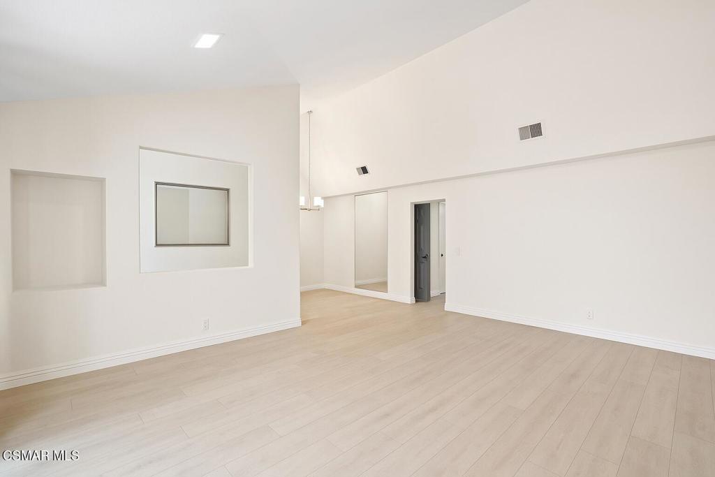 31552 Agoura Road 4