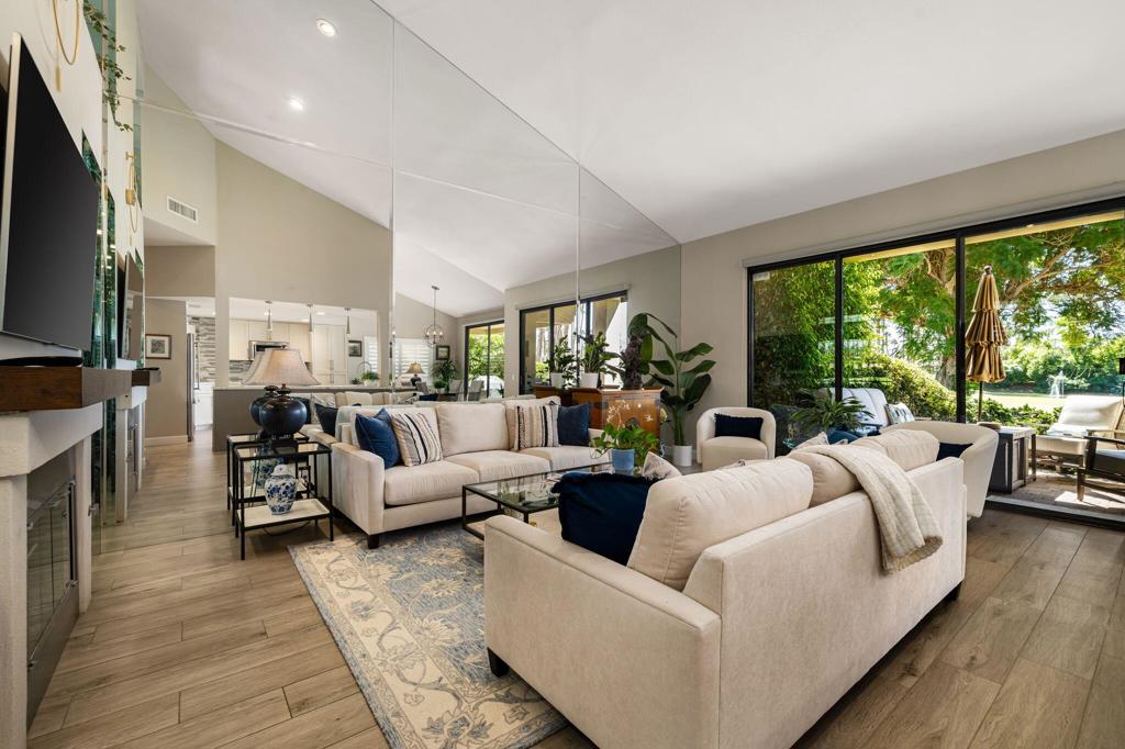Palm Valley CC - Residential