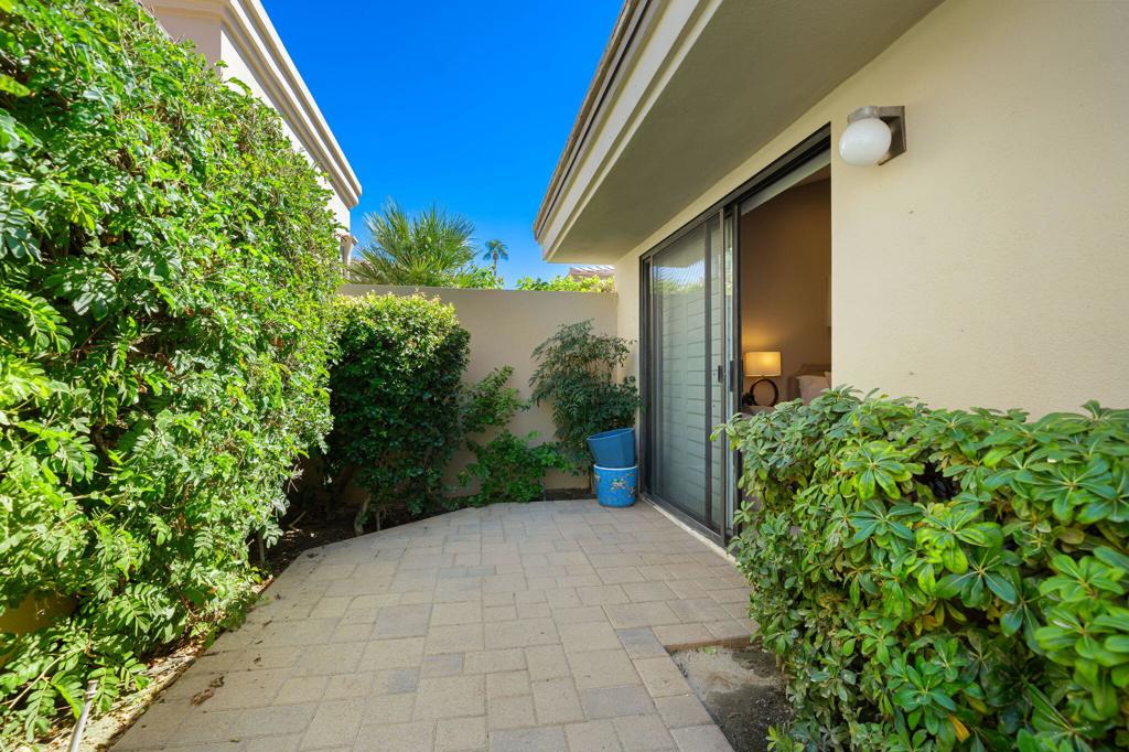 Palm Valley CC - Residential