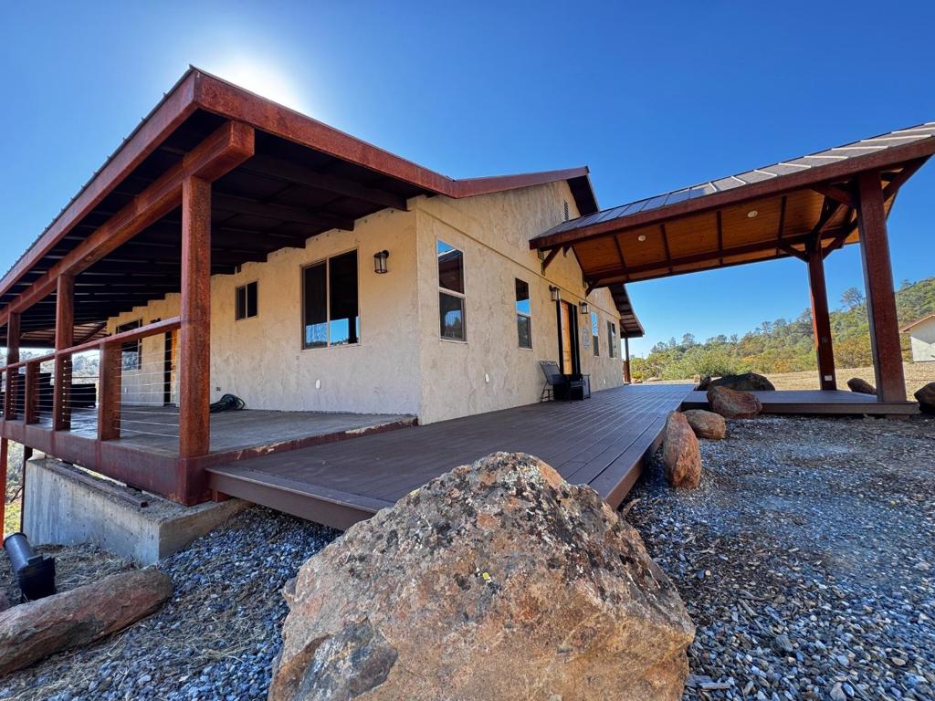 2280 Roan Road