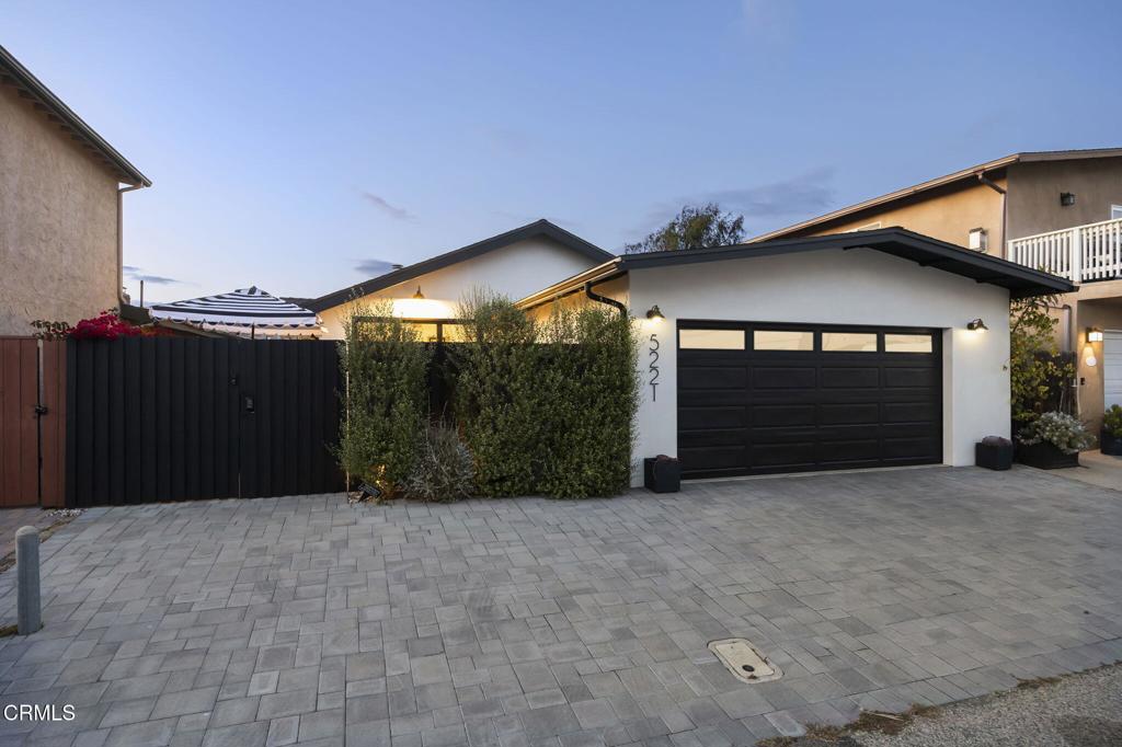 Oxnard, California, 93035, United States, 3 Bedrooms Bedrooms, ,2 BathroomsBathrooms,Residential,Active,2041659