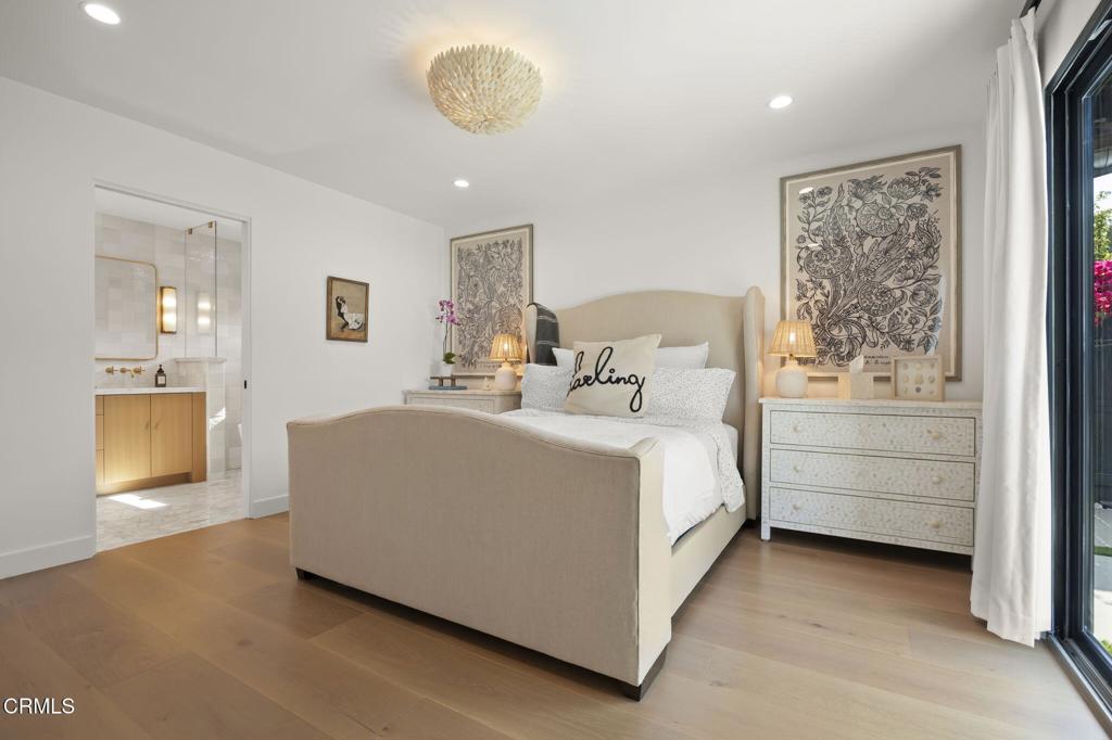 Oxnard, California, 93035, United States, 3 Bedrooms Bedrooms, ,2 BathroomsBathrooms,Residential,Active,2041659