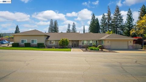 Photo of 3188 Bonanza Dr Dr, Cameron Park, CA 95682 (MLS # 41127389)