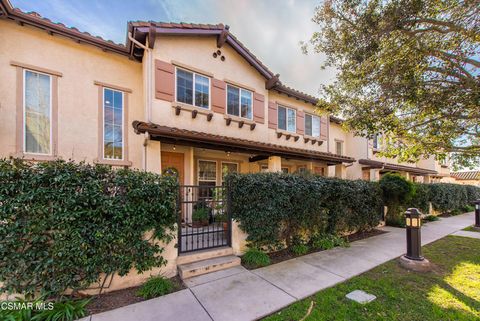 Photo of 109 Via Aldea, Newbury Park, CA 91320 (MLS # 226000418)