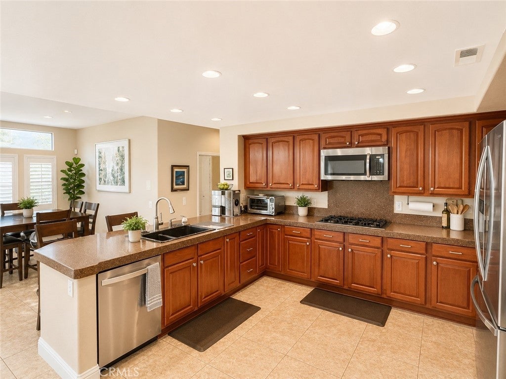 2900 Hidden Hills