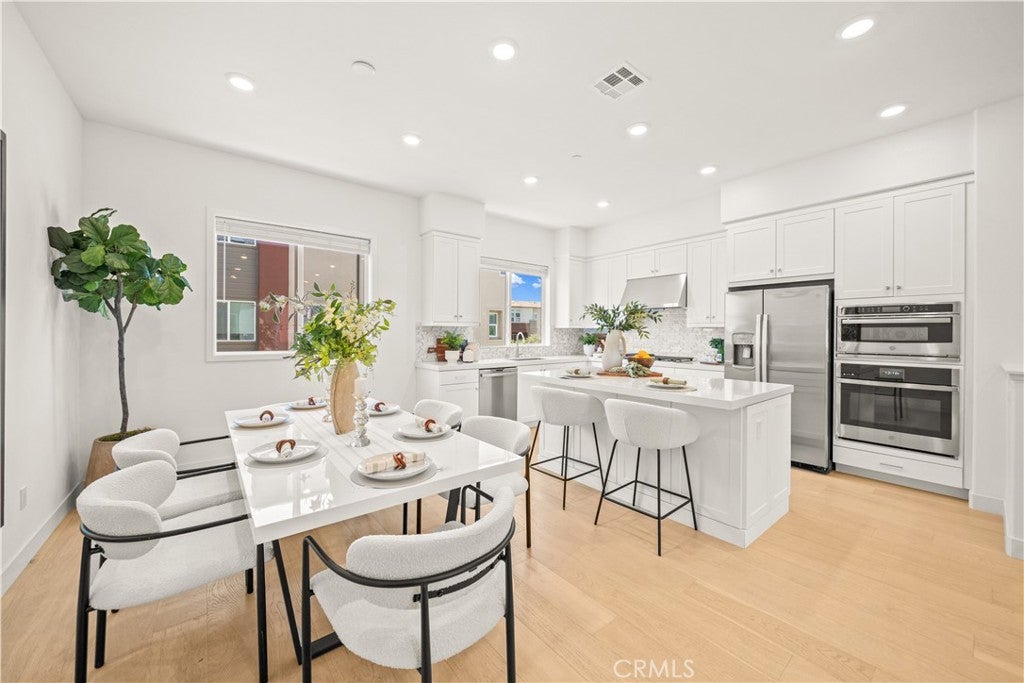 271 Lynx, Irvine CA 92618 - Photo 15