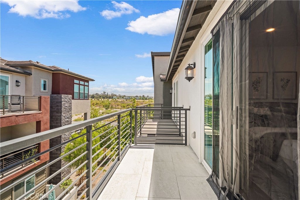 271 Lynx, Irvine CA 92618 - Photo 31