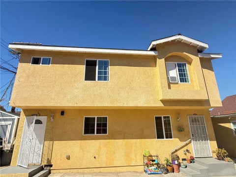 Photo of 4554 1/2 Lomita Street, Los Angeles, CA 90019 (MLS # PW26216684)