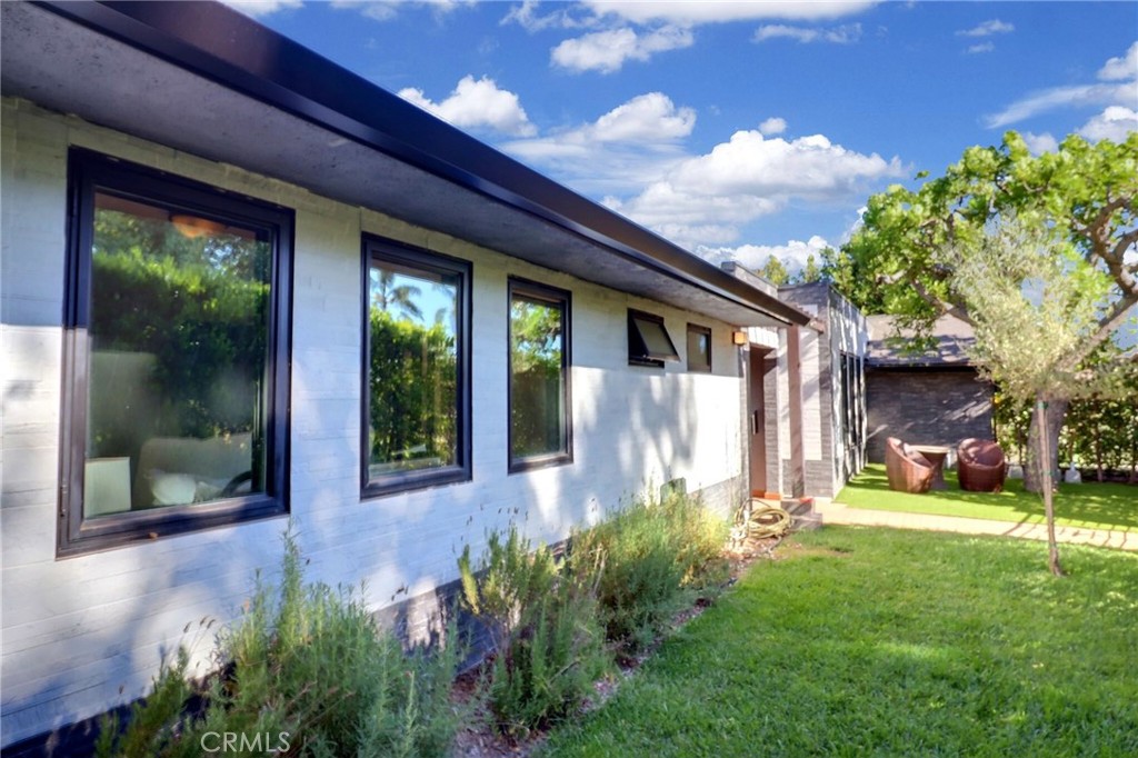 182 Denslow Avenue