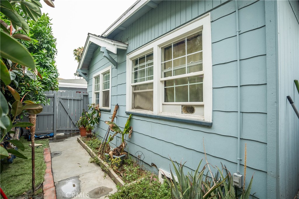 290 W 19th Street