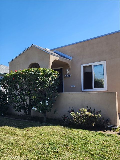 Photo of 1926 Yosemite Dr, Los Angeles, CA 90041 (MLS # PW26045903)