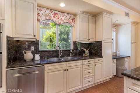 Tiny photo for 7259 Glenhaven Court, West Hills, CA 91307 (MLS # SR26068793)
