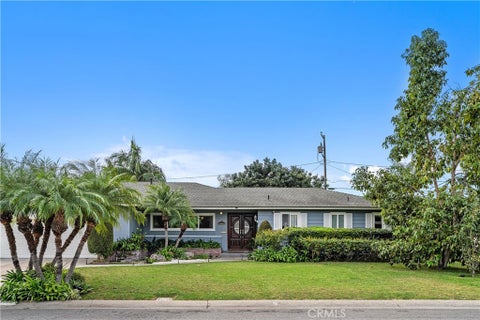 Photo of 1450 W Wedgewood DR, Anaheim, CA 92801 (MLS # OC26231735)