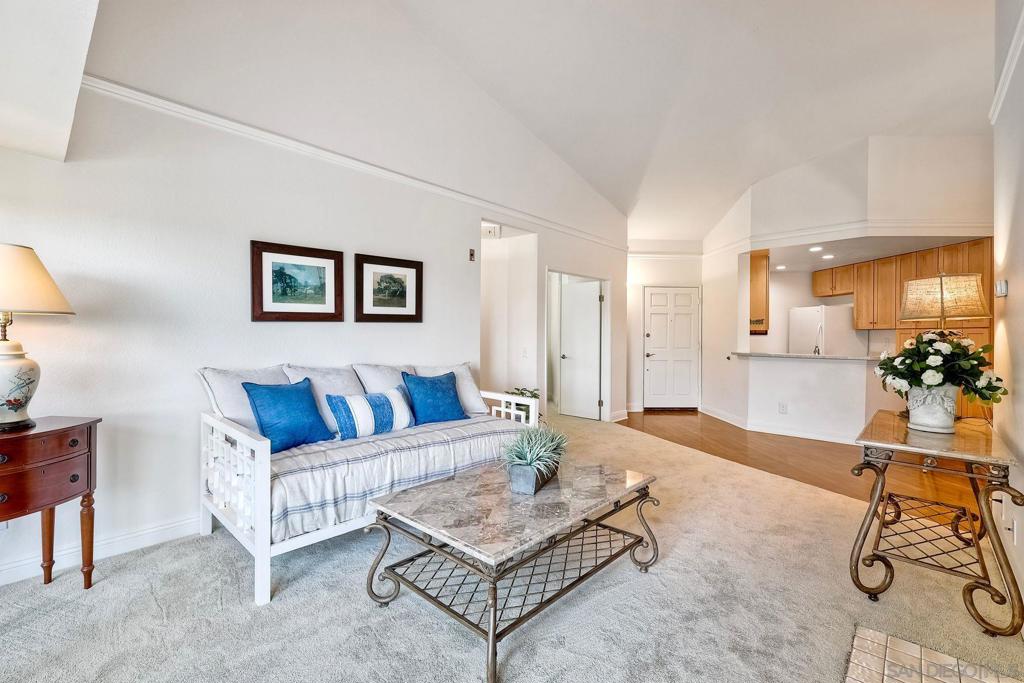 7163 Camino Degrazia 116