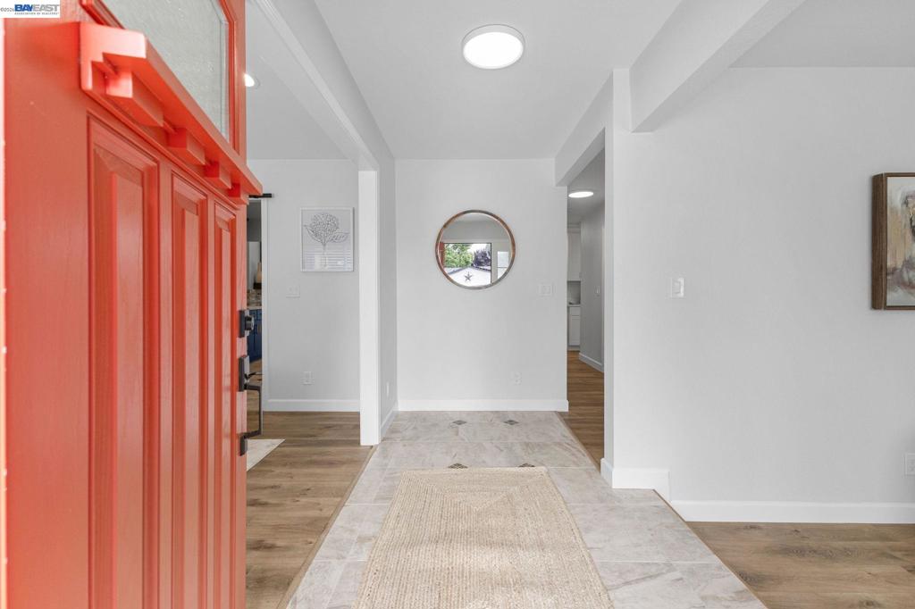 5514 Paseo Navarro
