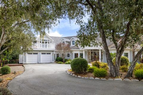 Photo of 13 Sylvan Place, Monterey, CA 93940 (MLS # ML82035381)